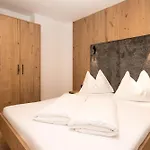 Alpenklang Отель Гроссарль