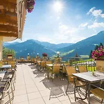 Отель Alpenklang 4*