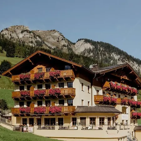Hotel Alpenklang 4*