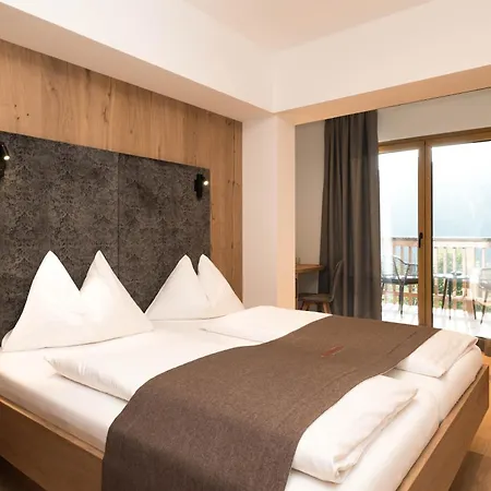 Alpenklang 4*