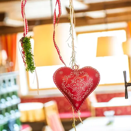 Отель Alpenklang 4*