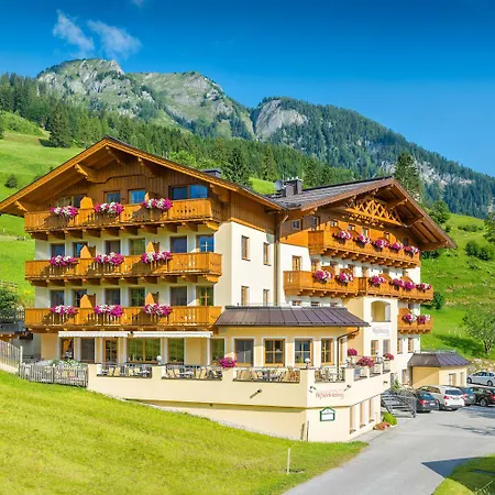 Alpenklang Szálloda 4*
