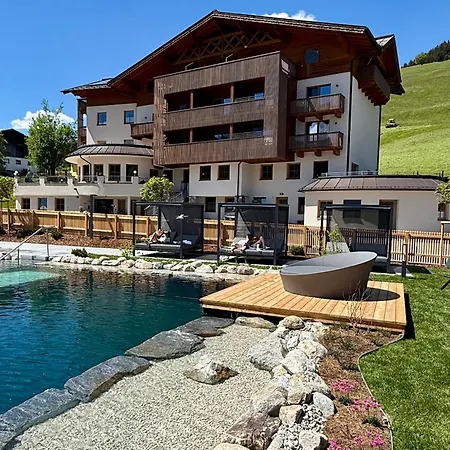 Alpenklang 4*